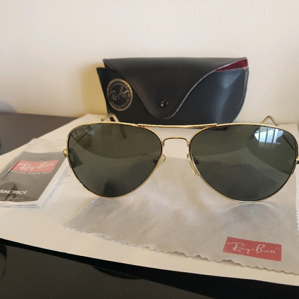 Classic RB black and gold aviators